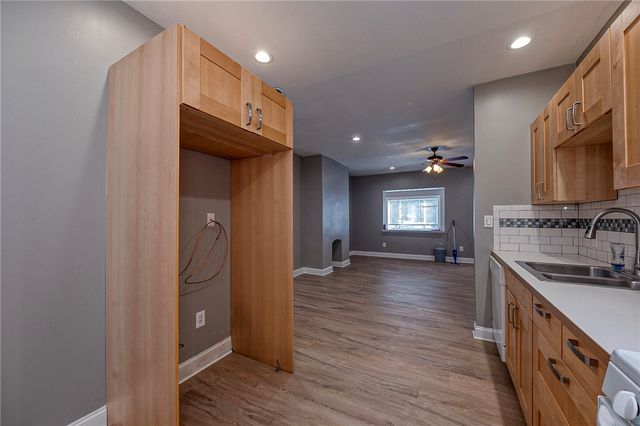 717 Saline St, Greenfield, PA 15207