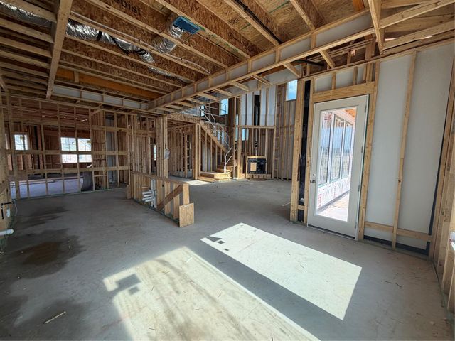 121 Clancy DR, Liberty Hill, TX 78642