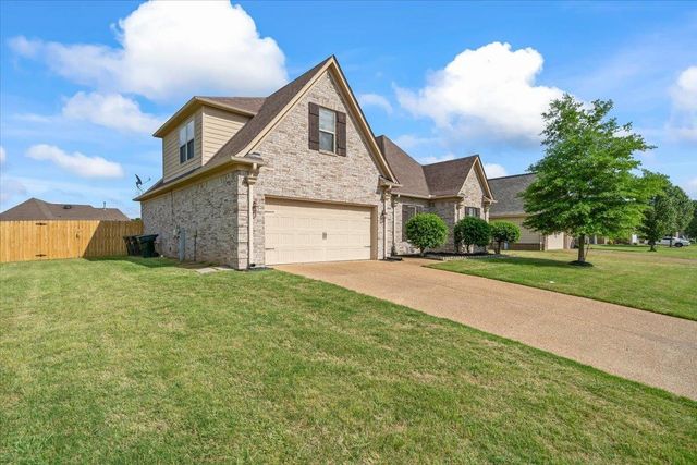 5094 DELANEY VALLEY LN, Bartlett, TN 38002