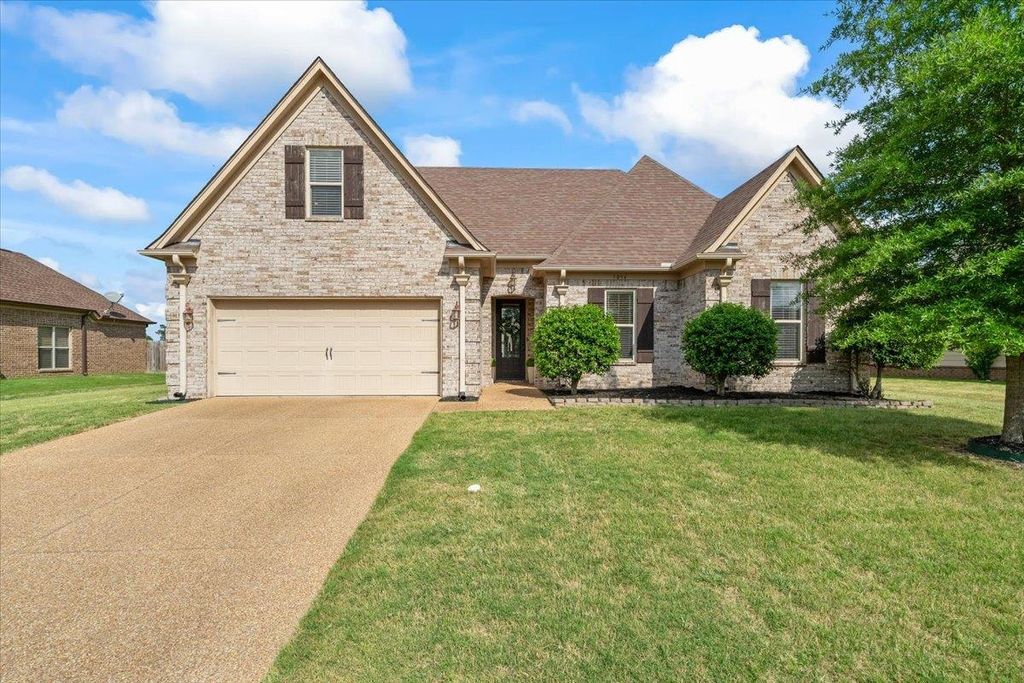 5094 DELANEY VALLEY LN, Bartlett, TN 38002
