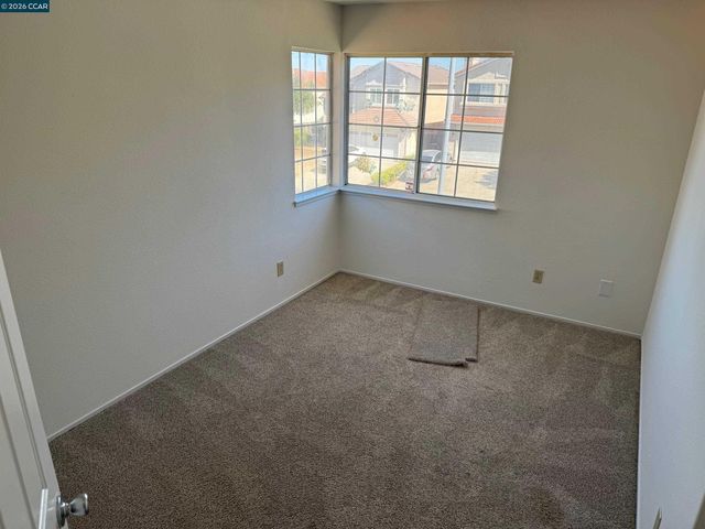 2268 Oak Hills Dr, Pittsburg, CA 94565