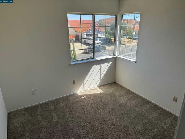 2268 Oak Hills Dr, Pittsburg, CA 94565