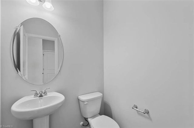 5375 Spicewood Lake Lane, Winston-salem, NC 27106