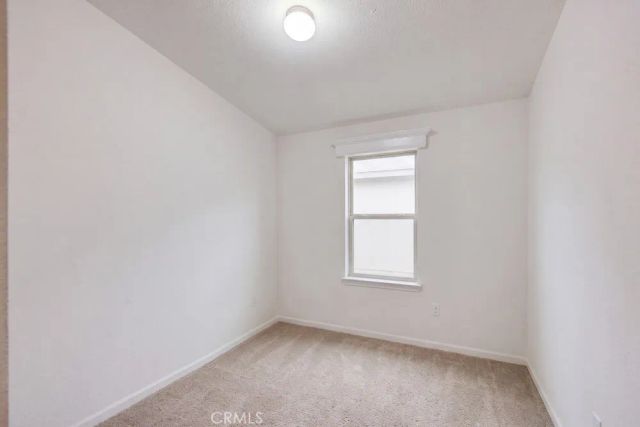 1097 State, Hemet, CA 92543