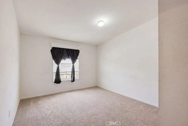 1097 State, Hemet, CA 92543