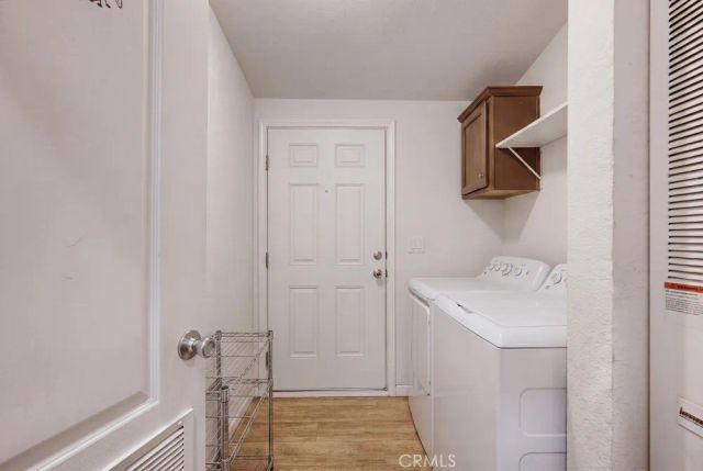 1097 State, Hemet, CA 92543