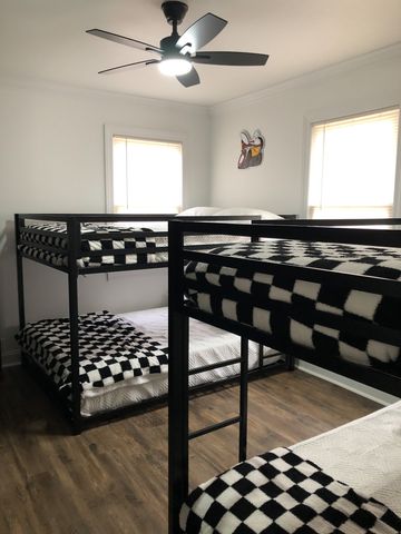 808 N High St, Winchester, TN 37398