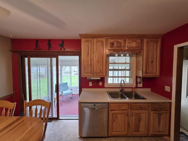 1542 Arizona Pass, Madison, WI 53704
