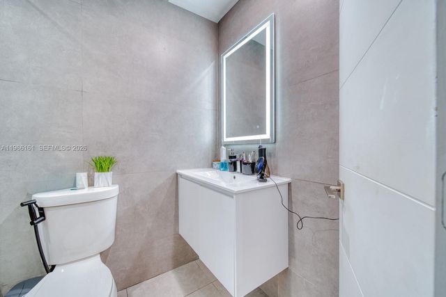 2841 SW 24th Ter, Miami, FL 33145