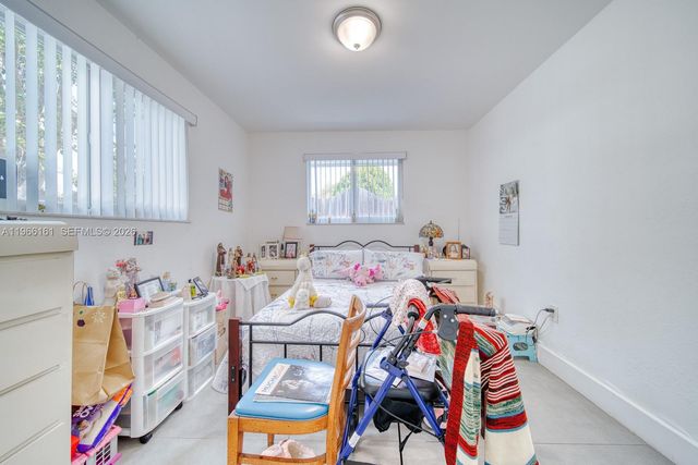 2841 SW 24th Ter, Miami, FL 33145