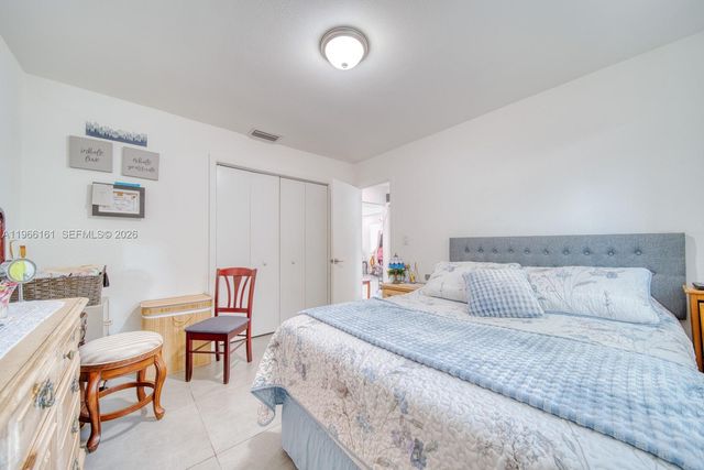 2841 SW 24th Ter, Miami, FL 33145