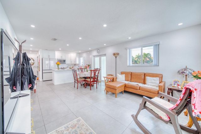 2841 SW 24th Ter, Miami, FL 33145