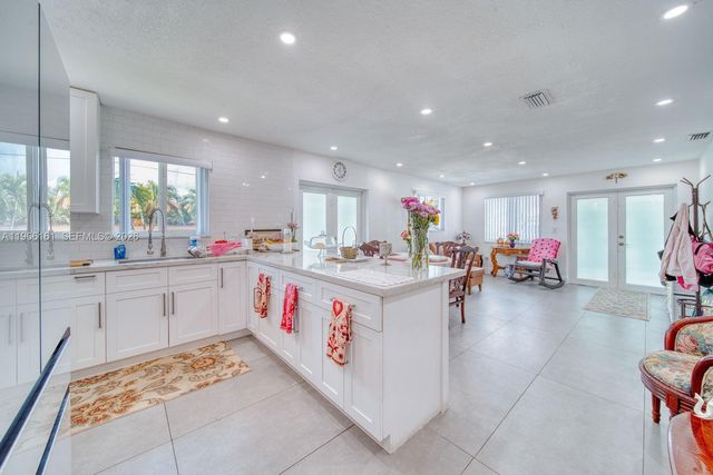 2841 SW 24th Ter, Miami, FL 33145