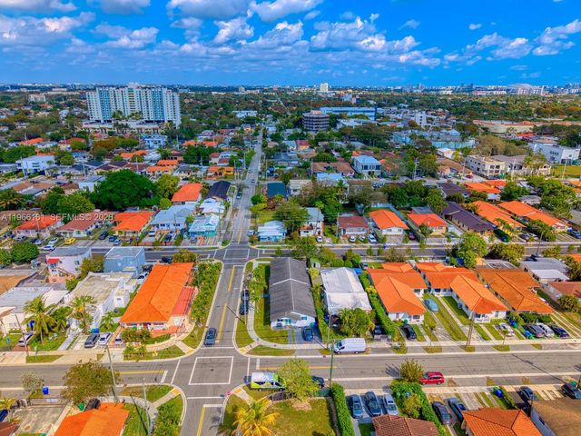 2841 SW 24th Ter, Miami, FL 33145