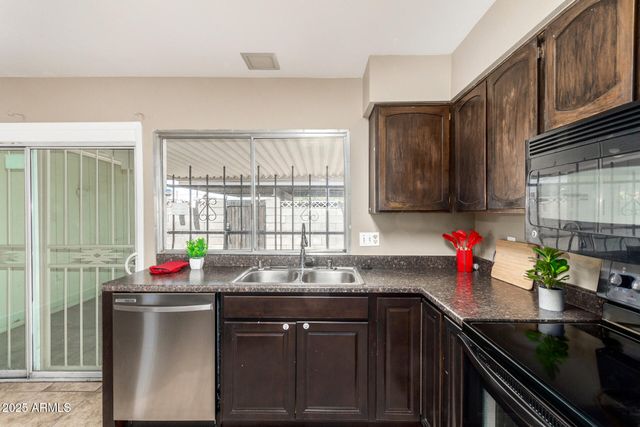 2645 W ELM Street, Phoenix, AZ 85017