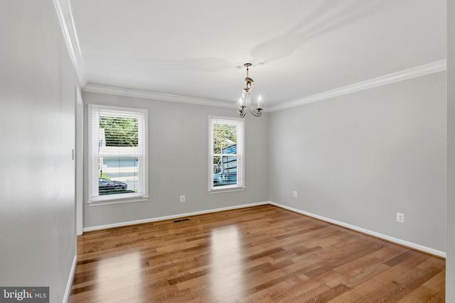 12531 LIEUTENANT NICHOLS RD, Fairfax, VA 22033