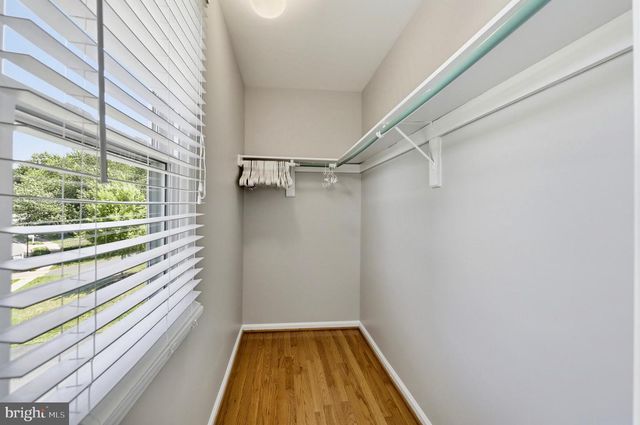 12531 LIEUTENANT NICHOLS RD, Fairfax, VA 22033
