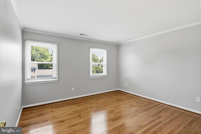 12531 LIEUTENANT NICHOLS RD, Fairfax, VA 22033