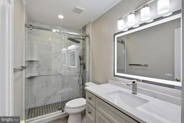 12531 LIEUTENANT NICHOLS RD, Fairfax, VA 22033