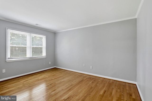 12531 LIEUTENANT NICHOLS RD, Fairfax, VA 22033