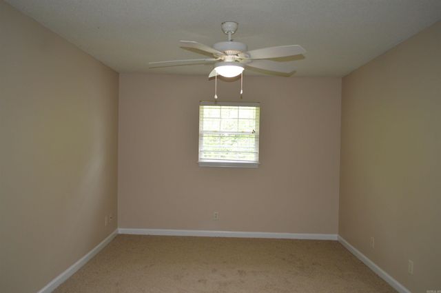 100 W Clinton Street, Heber Springs, AR 72543