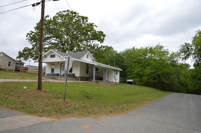 100 W Clinton Street, Heber Springs, AR 72543