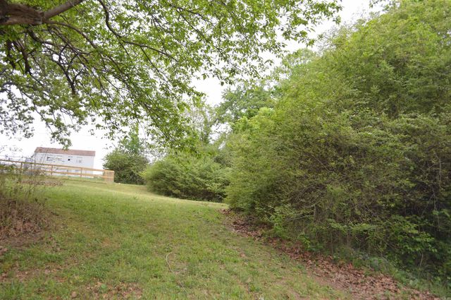 100 W Clinton Street, Heber Springs, AR 72543