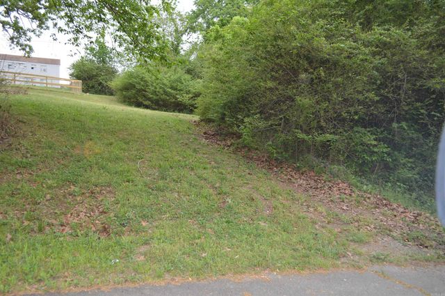 100 W Clinton Street, Heber Springs, AR 72543