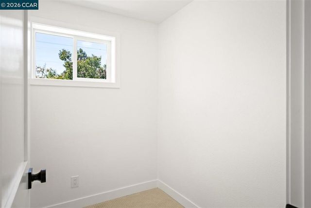 2703 Mathews St, Berkeley, CA 94702