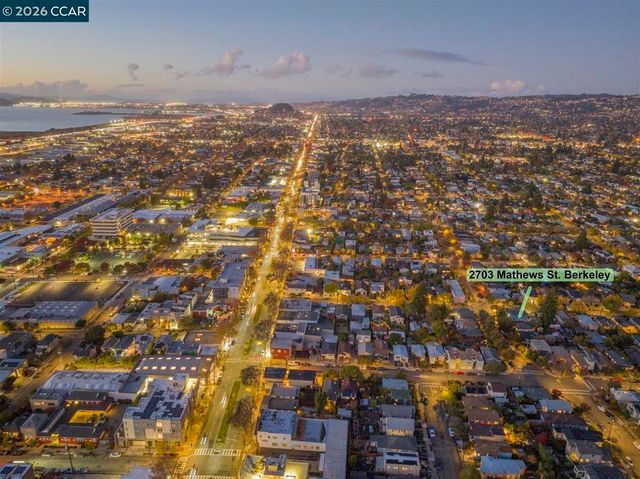 2703 Mathews St, Berkeley, CA 94702