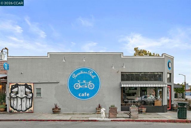 2703 Mathews St, Berkeley, CA 94702