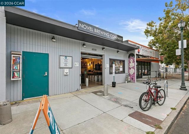 2703 Mathews St, Berkeley, CA 94702