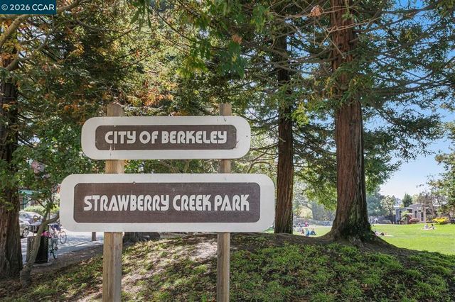 2703 Mathews St, Berkeley, CA 94702