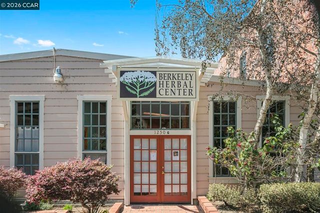 2703 Mathews St, Berkeley, CA 94702