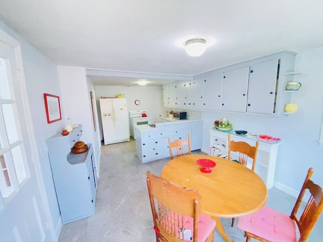 79 Woodland Drive, Framingham, MA 01701