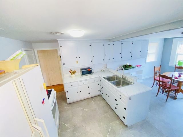 79 Woodland Drive, Framingham, MA 01701