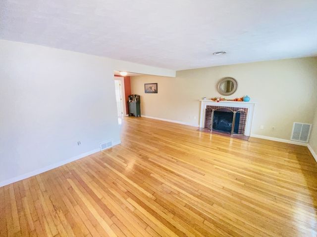 79 Woodland Drive, Framingham, MA 01701