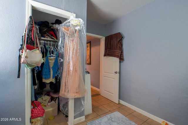 3741 W MORELAND Street, Phoenix, AZ 85009