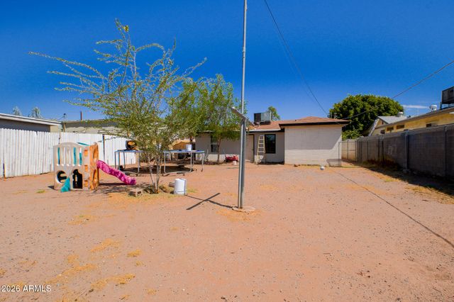 3741 W MORELAND Street, Phoenix, AZ 85009