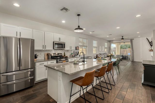 21536 S 225th Way, Queen Creek, AZ 85142