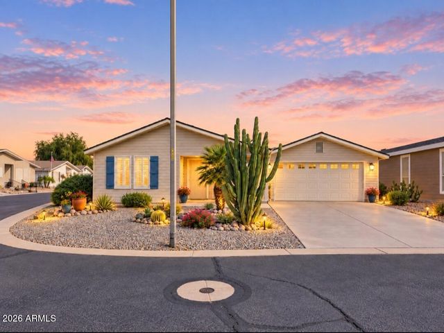 3301 S GOLDFIELD Road 2122, Apache Junction, AZ 85119