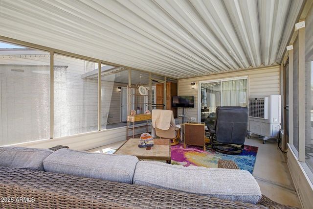 3301 S GOLDFIELD Road 2122, Apache Junction, AZ 85119