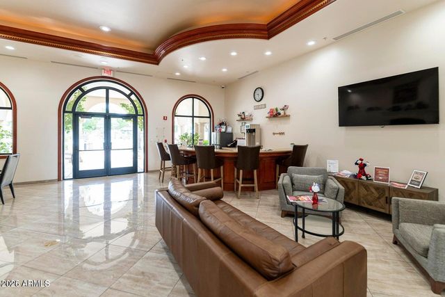 3301 S GOLDFIELD Road 2122, Apache Junction, AZ 85119