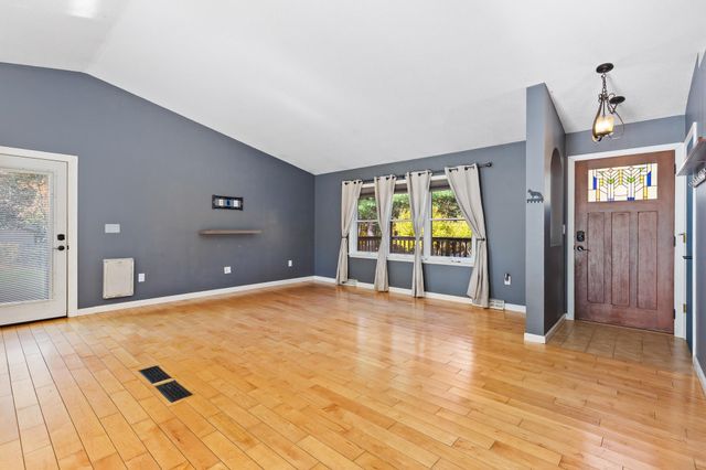 236 Eagles Nest Road, Castleton, VT 05751