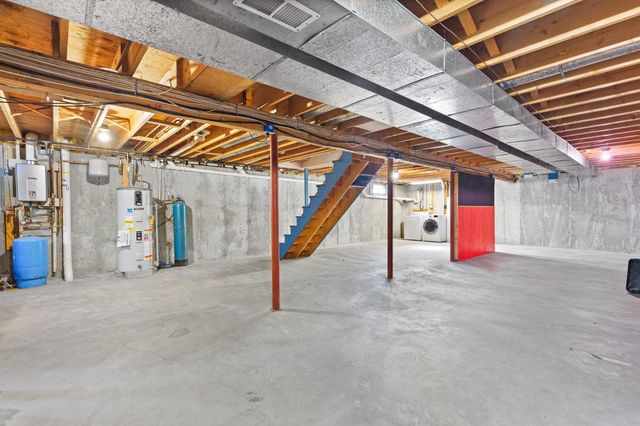 236 Eagles Nest Road, Castleton, VT 05751