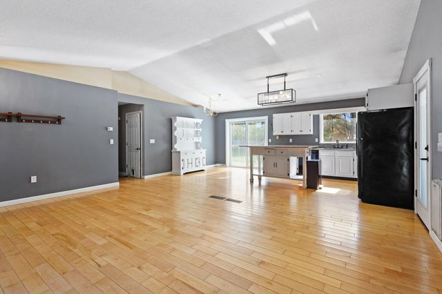 236 Eagles Nest Road, Castleton, VT 05751