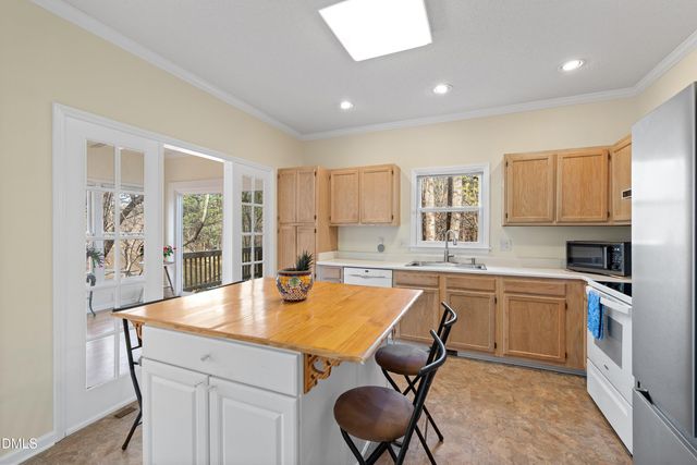 201 Riverwalk Circle, Cary, NC 27511