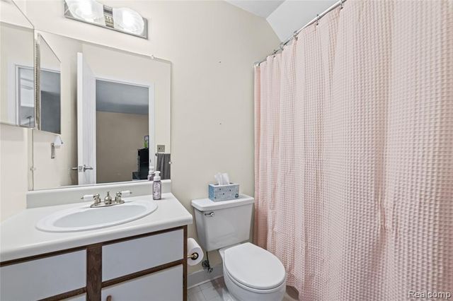 3779 Heritage Parkway 41, Dearborn, MI 48124