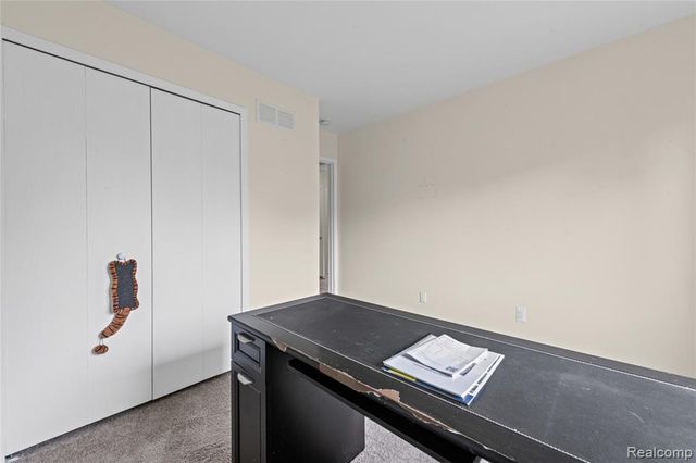 3779 Heritage Parkway 41, Dearborn, MI 48124