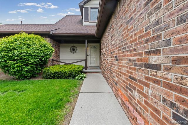 3779 Heritage Parkway 41, Dearborn, MI 48124